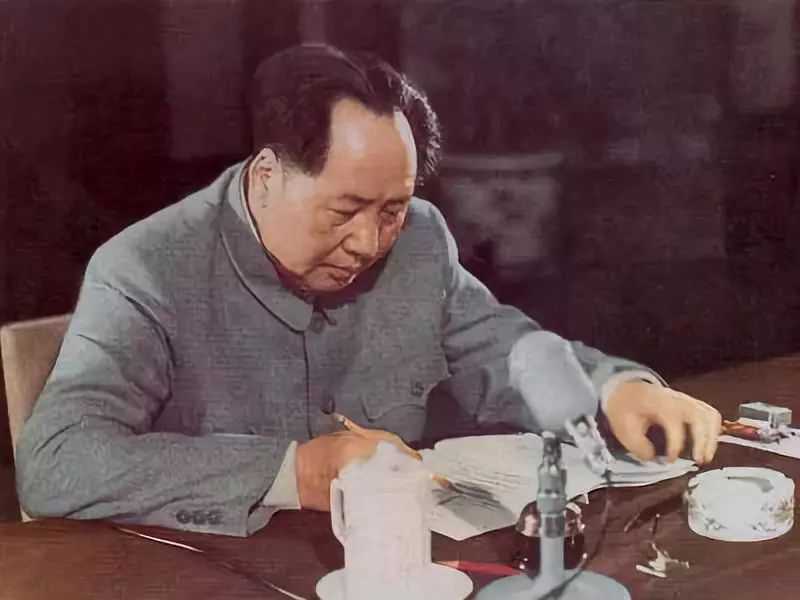 毛泽东读二十四史.jpg