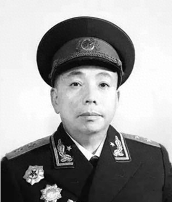 徐立清将军.png